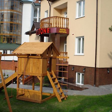 Red Stone Hotel Truszkavec Kültér fotó