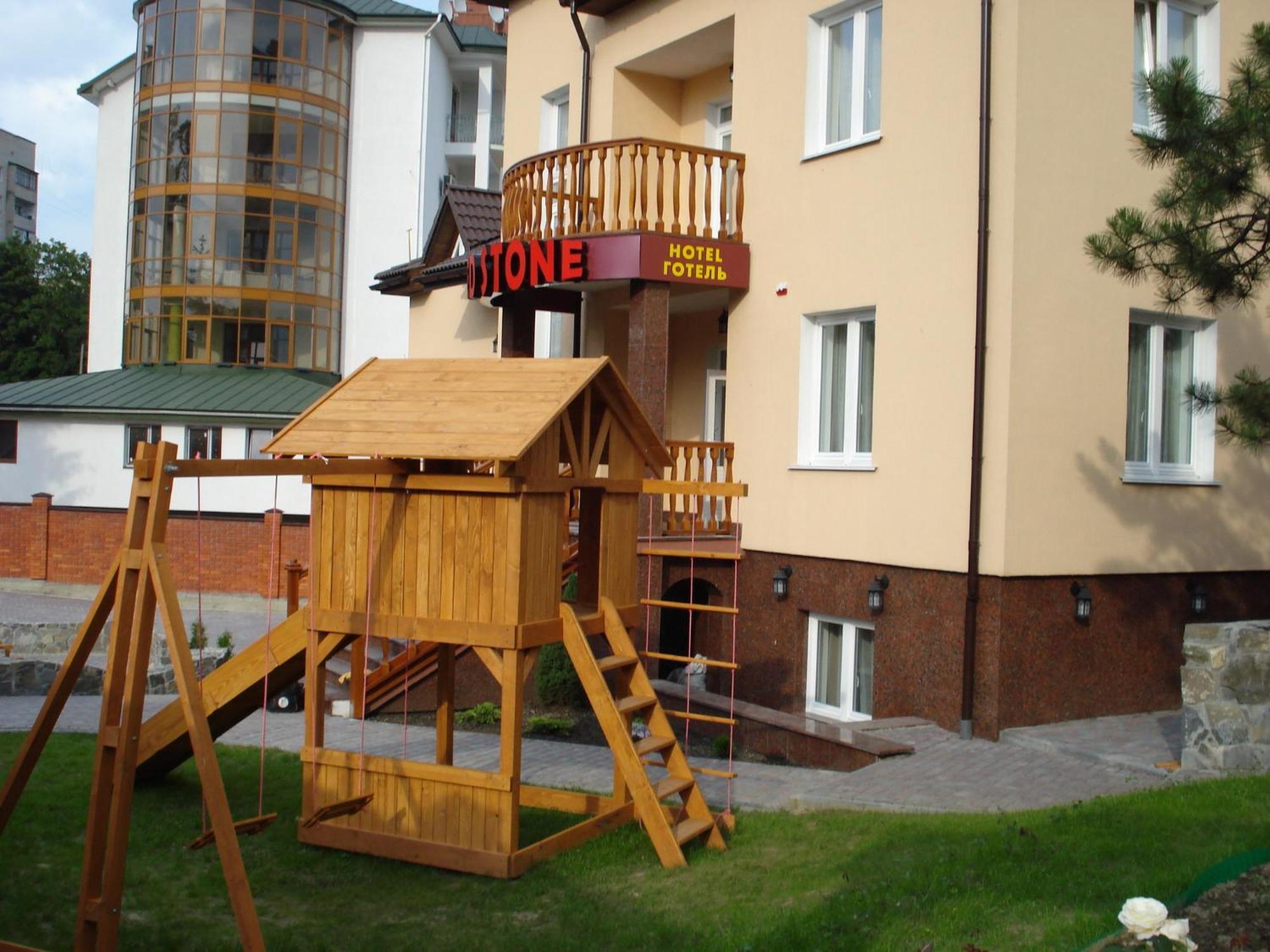 Red Stone Hotel Truszkavec Kültér fotó
