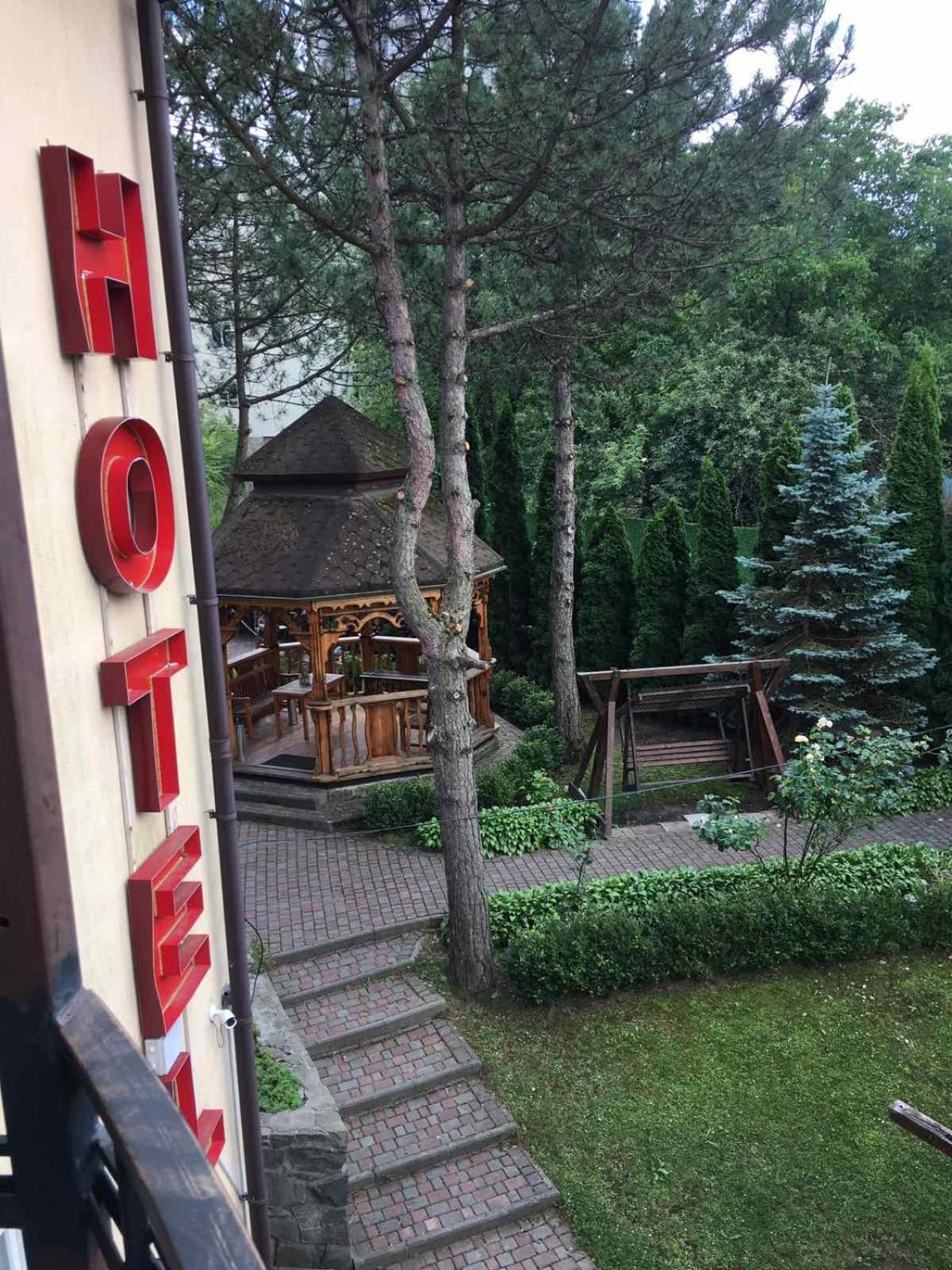 Red Stone Hotel Truszkavec Kültér fotó