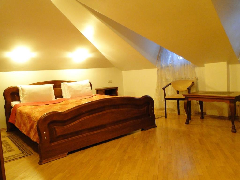 Red Stone Hotel Truszkavec Kültér fotó