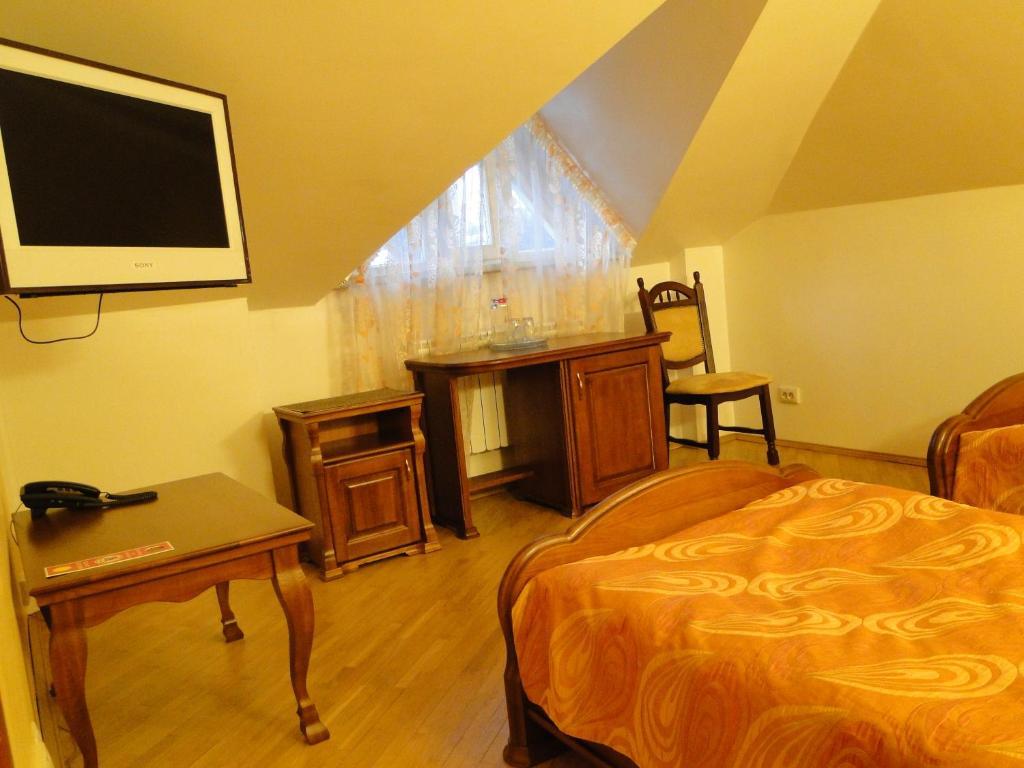 Red Stone Hotel Truszkavec Szoba fotó