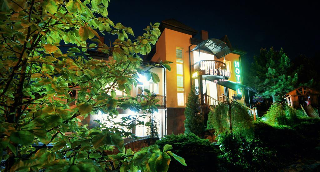 Red Stone Hotel Truszkavec Kültér fotó