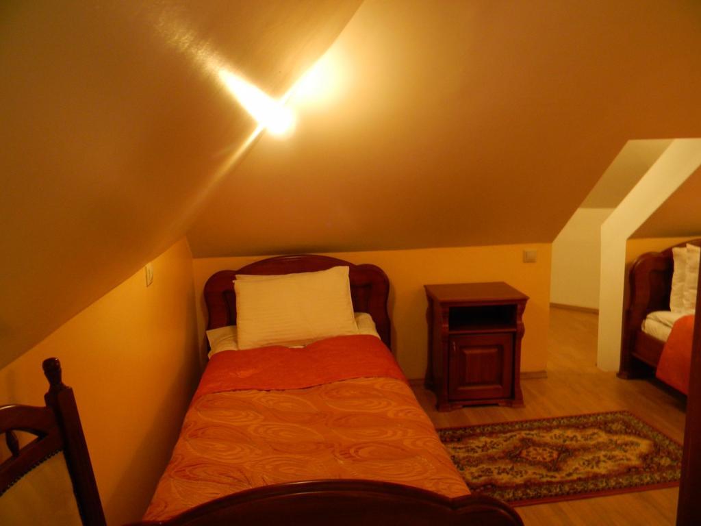 Red Stone Hotel Truszkavec Kültér fotó